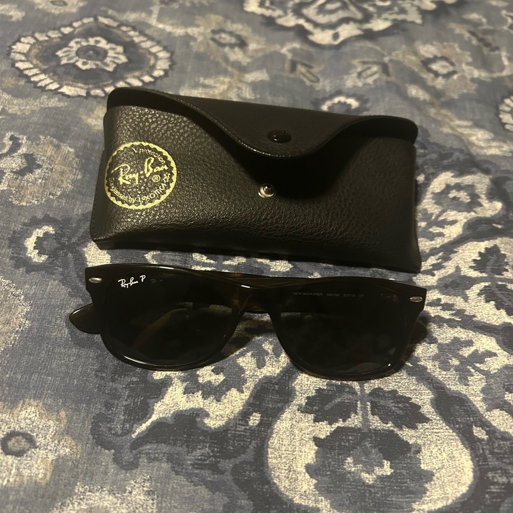 Ray-Ban Aviator Sunglasses